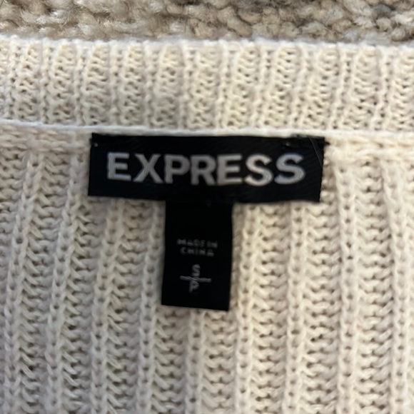 Express Cream Sweater - Picture 2 of 5